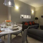 Vatican Twins Rome Luxury Stay